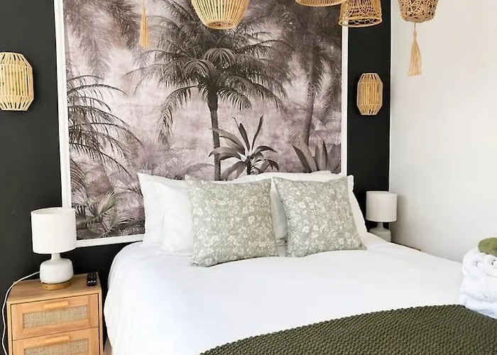 Historic Estate 10 Bedroom Sleeps 16, Game Hébergement de vacances *