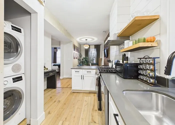 Historic Estate 10 Bedroom Sleeps 16, Game *