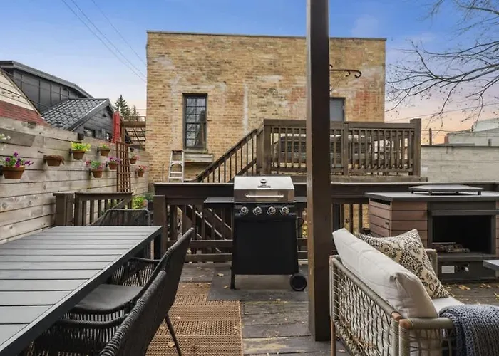 Hébergement de vacances Historic Estate 10 Bedroom Sleeps 16, Game Chicago